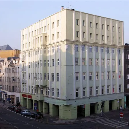 Hotel Lech 2*