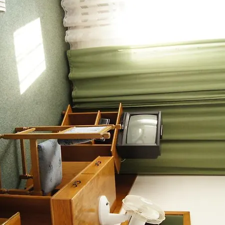 Lech Ξενοδοχείο 2*