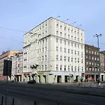 Lech 2* Познань