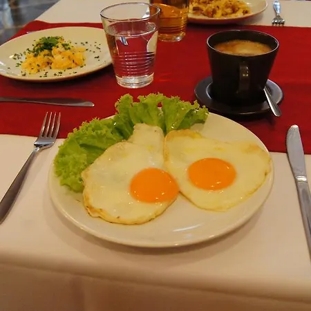 Lech بوزنان