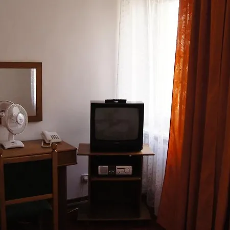 Отель Lech 2*