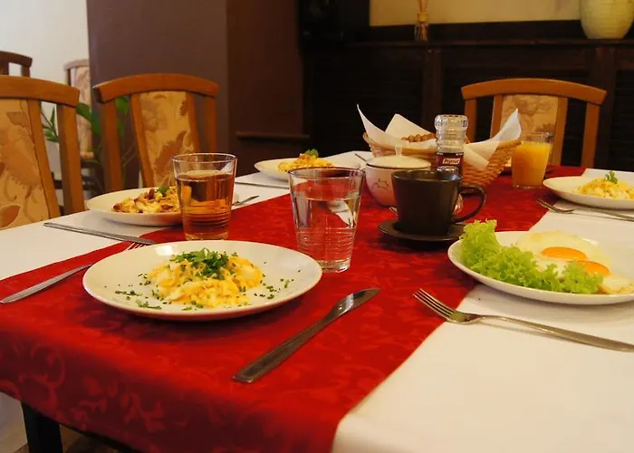 Отель Lech Познань